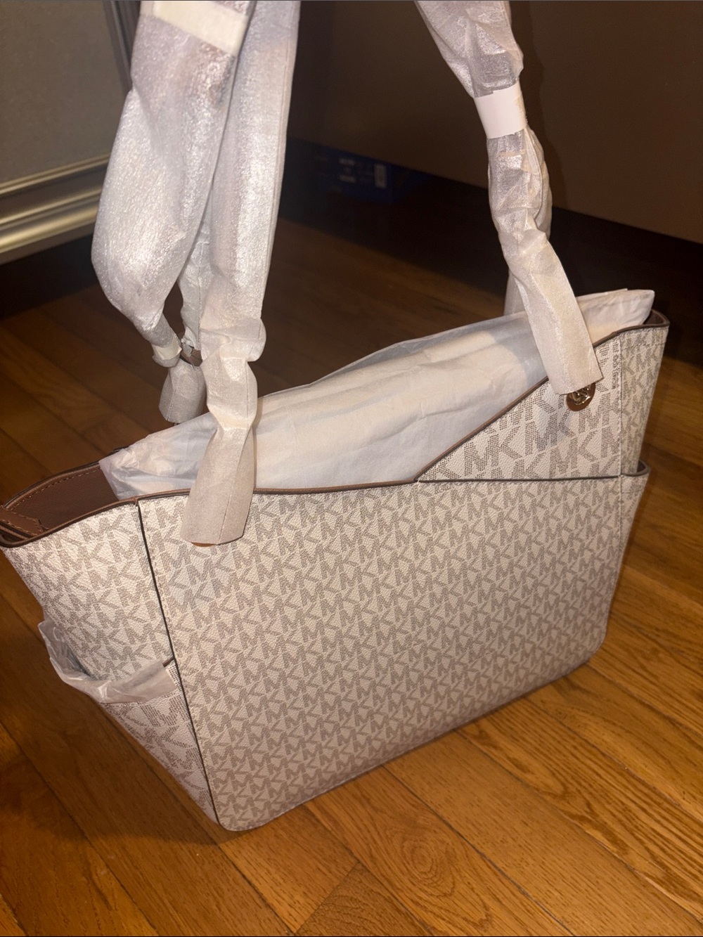 Michael Kors Beige/Cream Monogram Tote with Gold Hardware - Picture 4 of 5